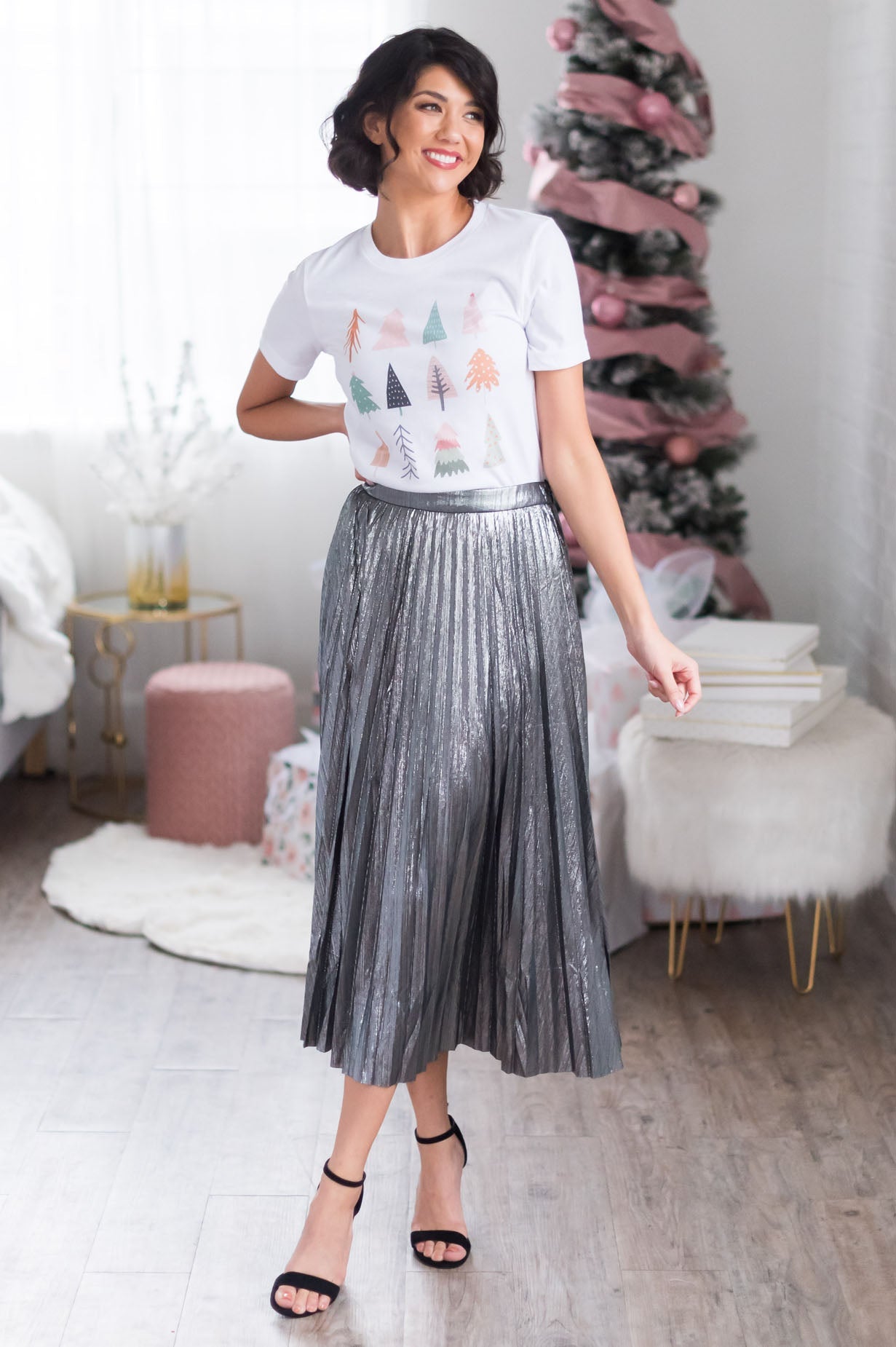 Under The Mistletoe Modest Pleat Skirt