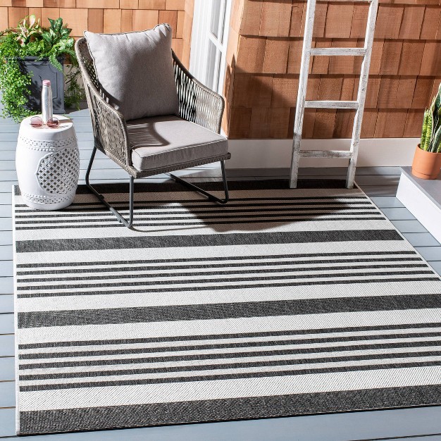 Gaylene Outdoor Rug Safavieh