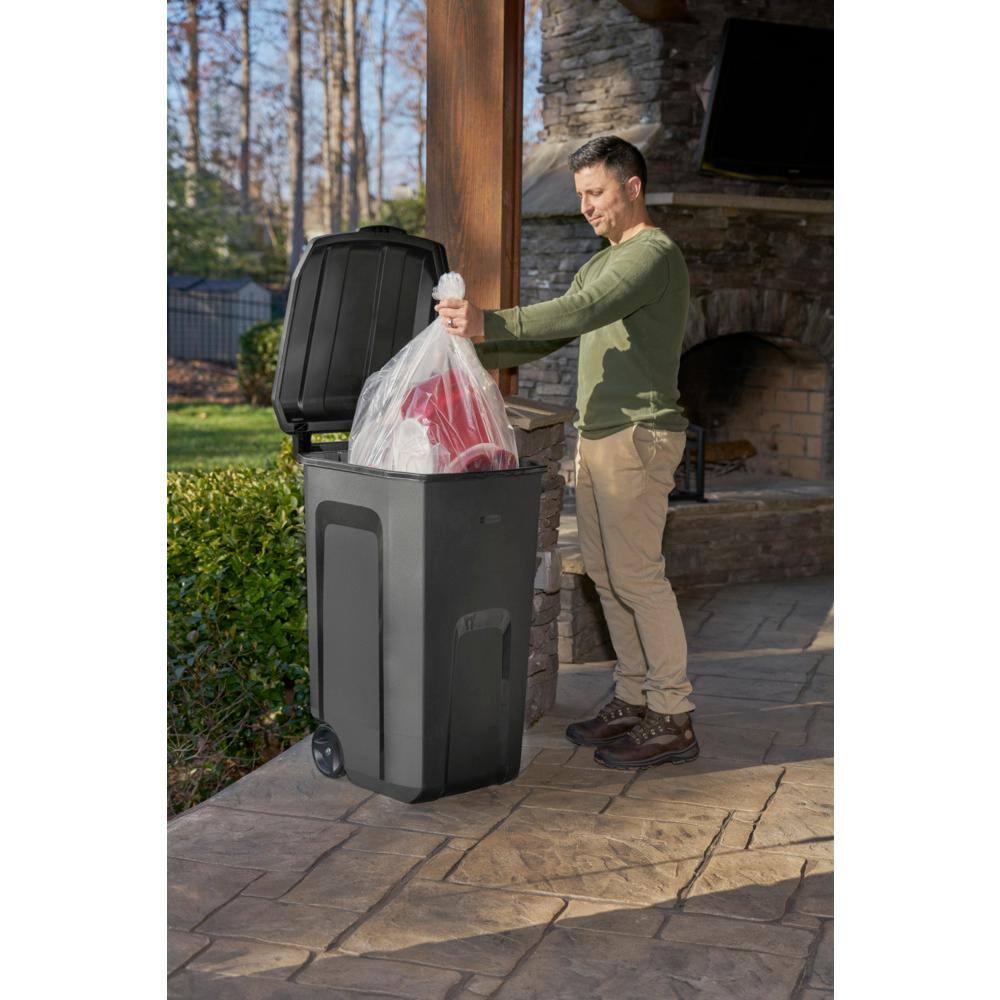 Rubbermaid Roughneck 45 Gal. Black Wheeled Vented Trash Can with Lid (2-Pack) 2136425-2