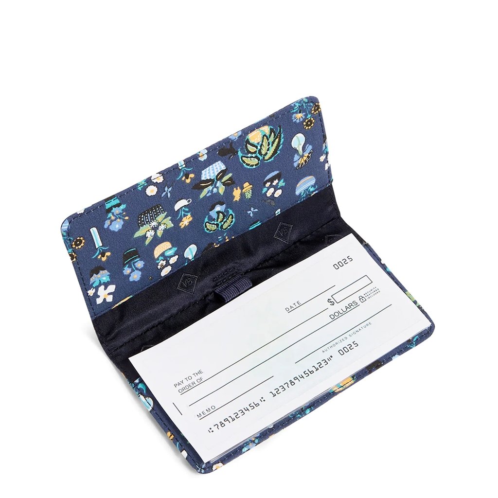 Vera Bradley  Checkbook Cover in Plants