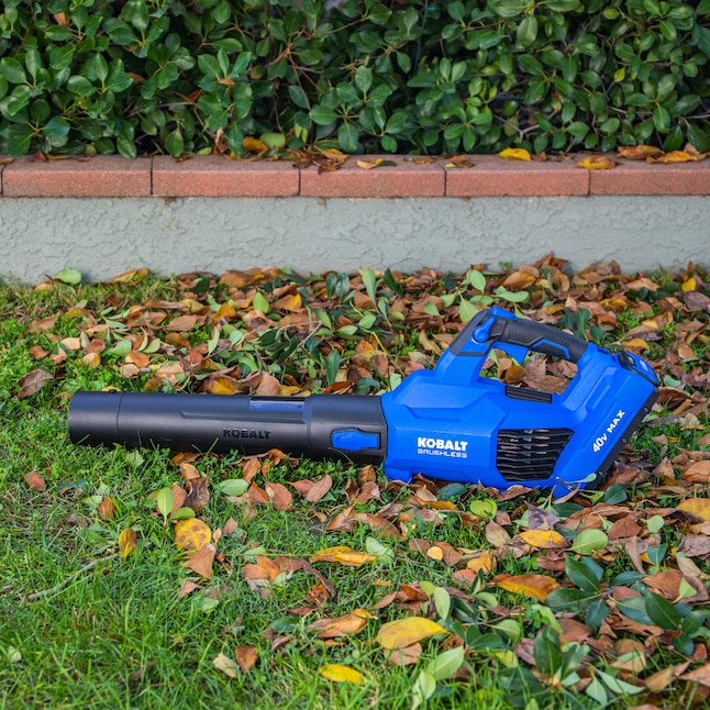 Kobalt KLB 1040A-03 Gen4 40-volt 520-CFM 120-MPH Brushless Handheld Cordless Electric Leaf Blower 4 Ah (Battery and Charger Included)