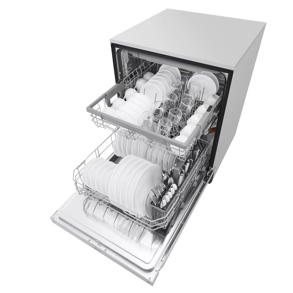 LG 24 in. Stainless Steel Front Control Dishwasher 48 dBA LDFN454HT