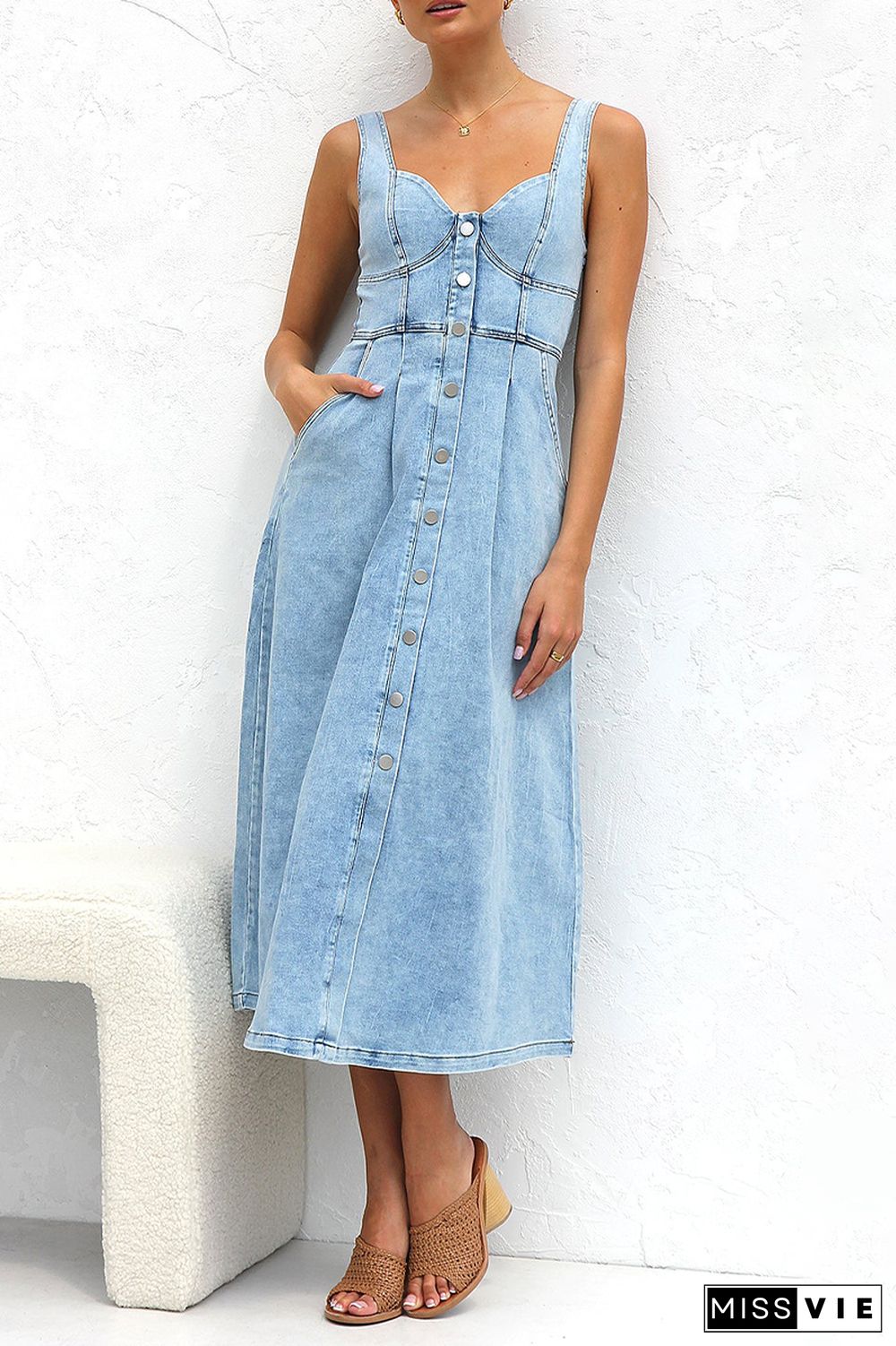 Elegant Solid Make Old Pocket Buckle V Neck Sleeveless Loose Denim Dresses