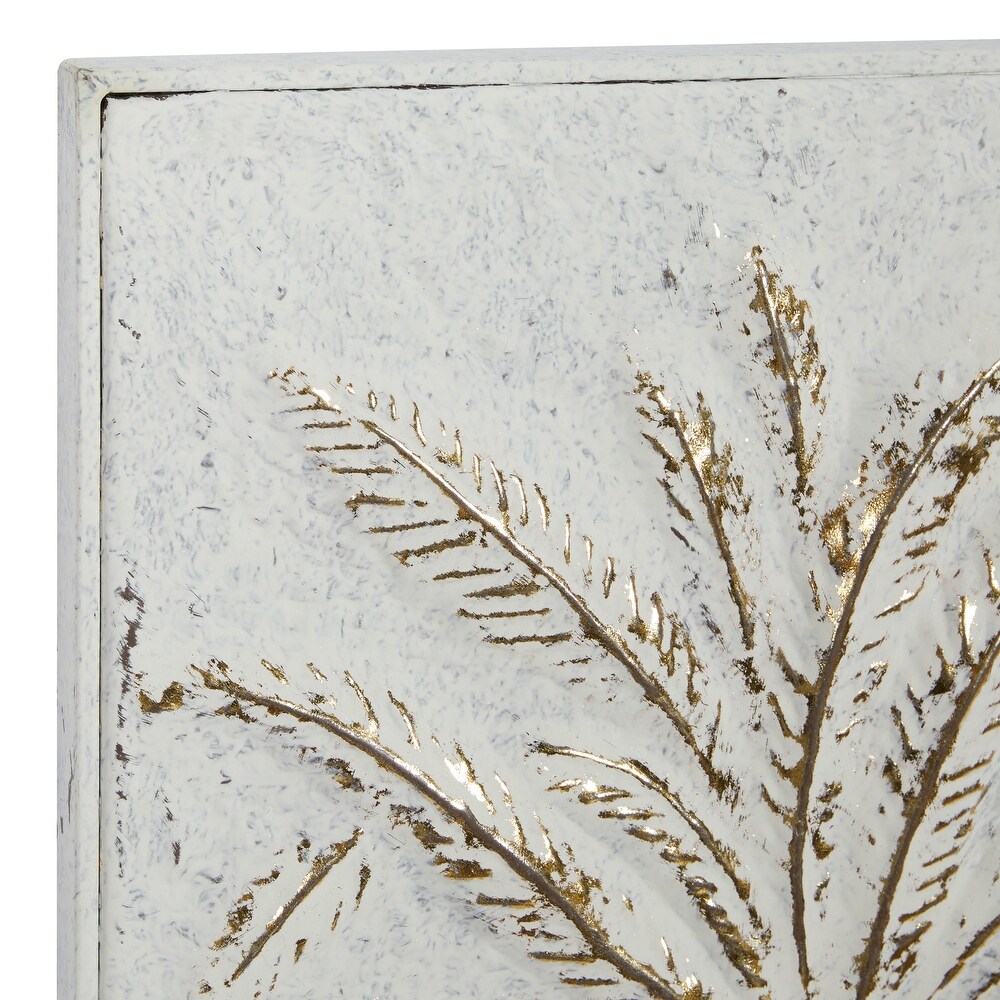 Gold Metal Relief Palm Tree Wall Decor with Gold Detailing