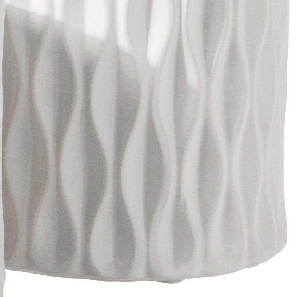 Benjara White Round Ceramic Pot with Wavy Pattern Body (Set of 3) BM263522