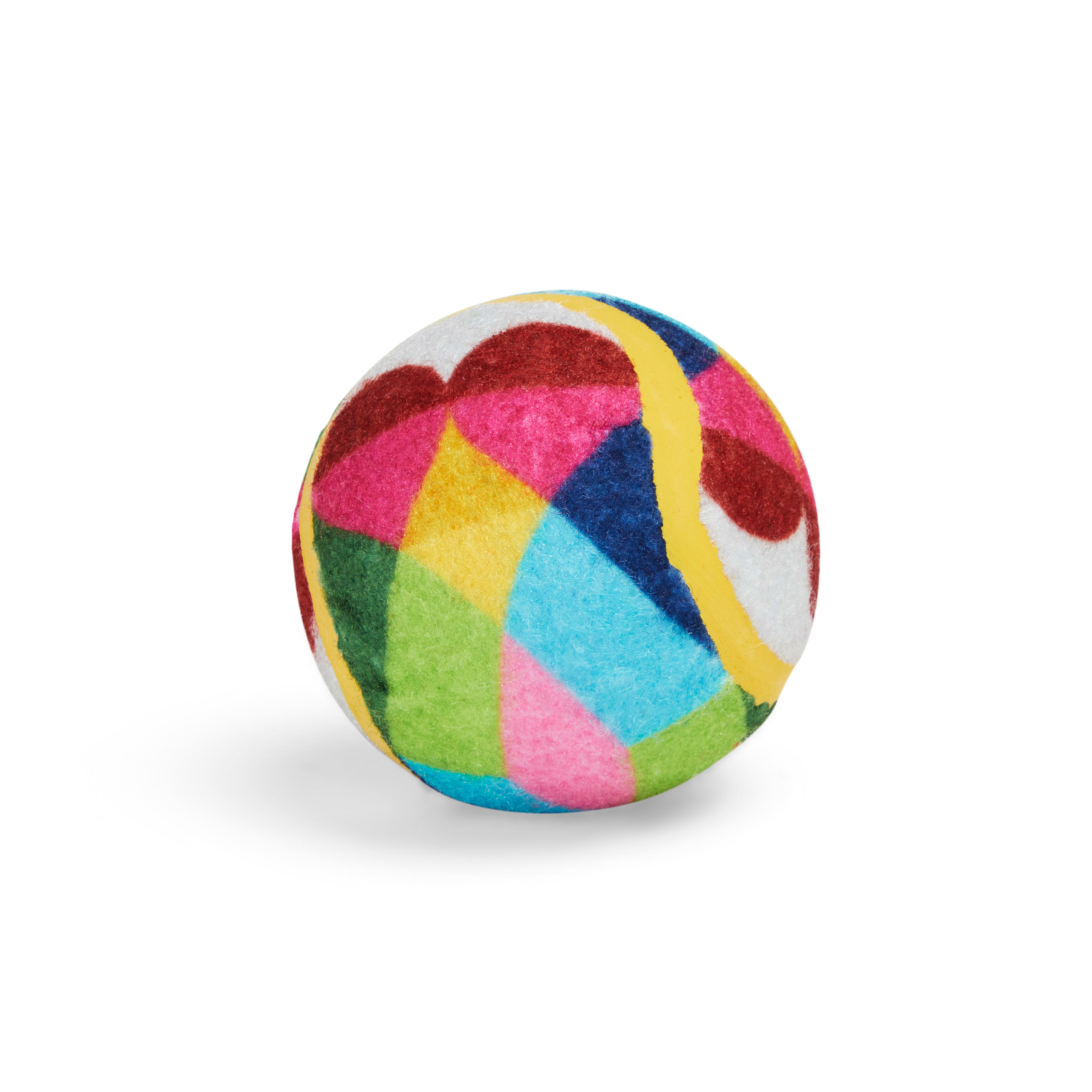 MORE AND MERRIER Ornament Heart Tennis Ball Dog Toy， Small