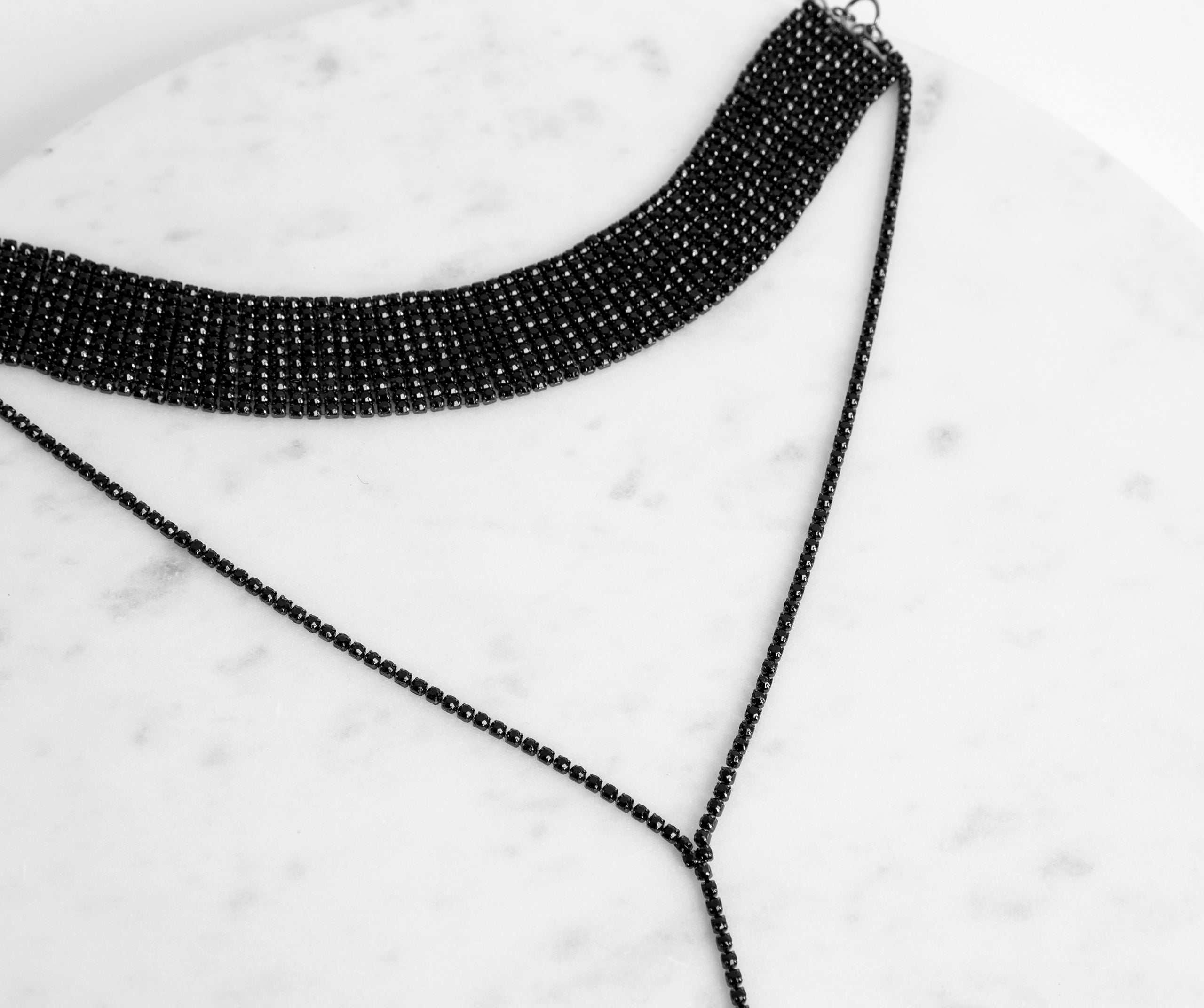 Stylish Statement Choker And Lariat