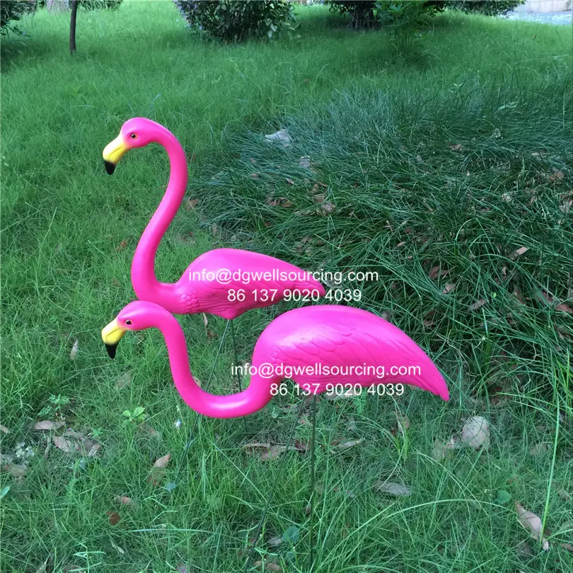 Factory supply plastic pink flamingo garden ornaments