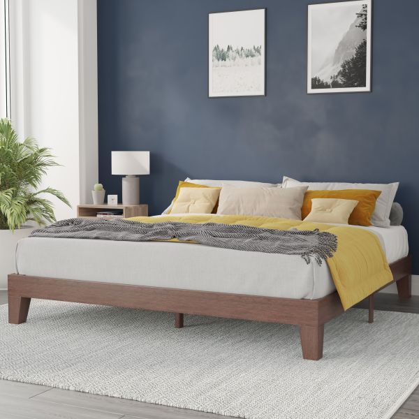 Evelyn Walnut Finish Wood King Platform Bed with Wooden Support Slats， No Box Spring Required