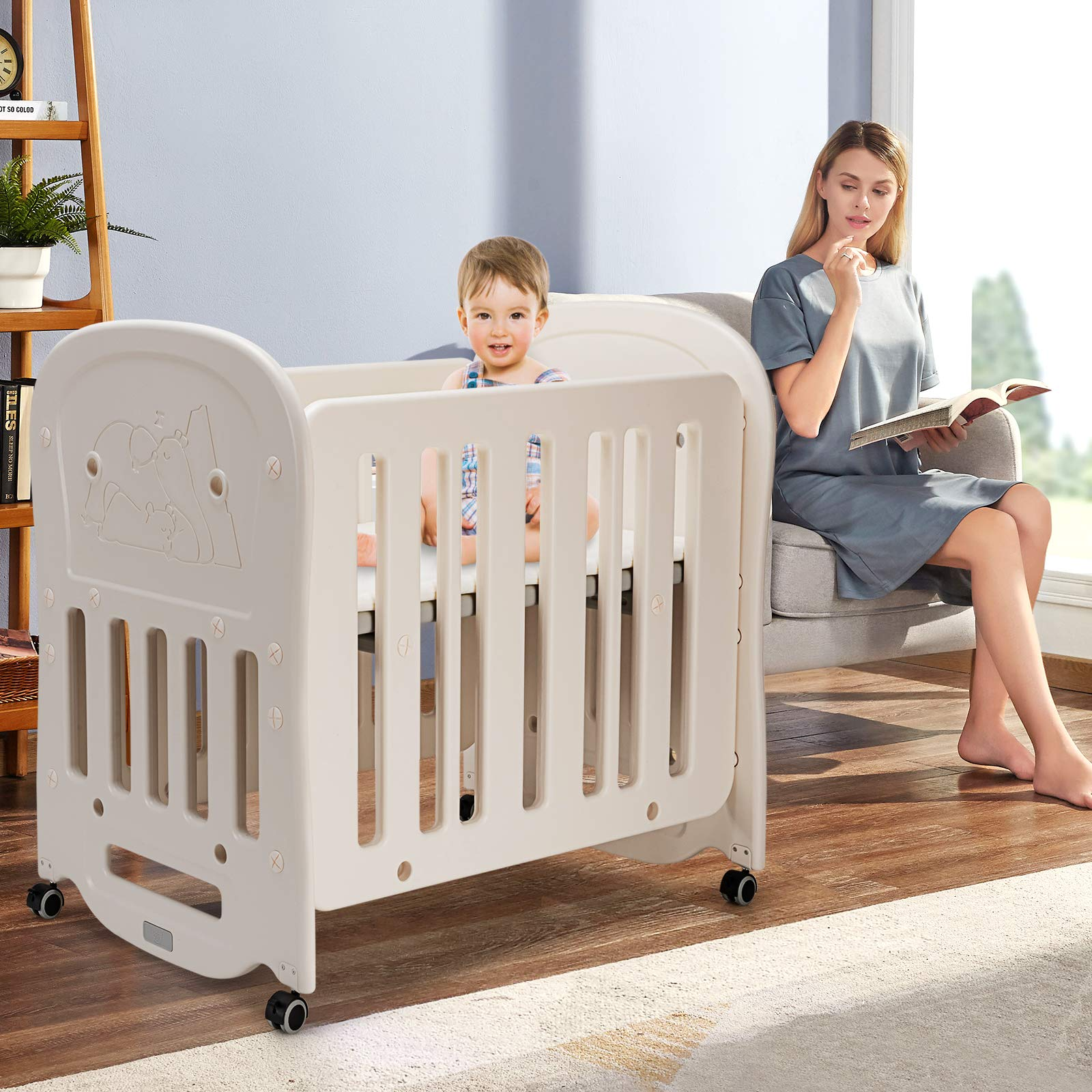 Rocking Bassinet Baby Bed with Detachable & Lockable Wheels for Easy Movement