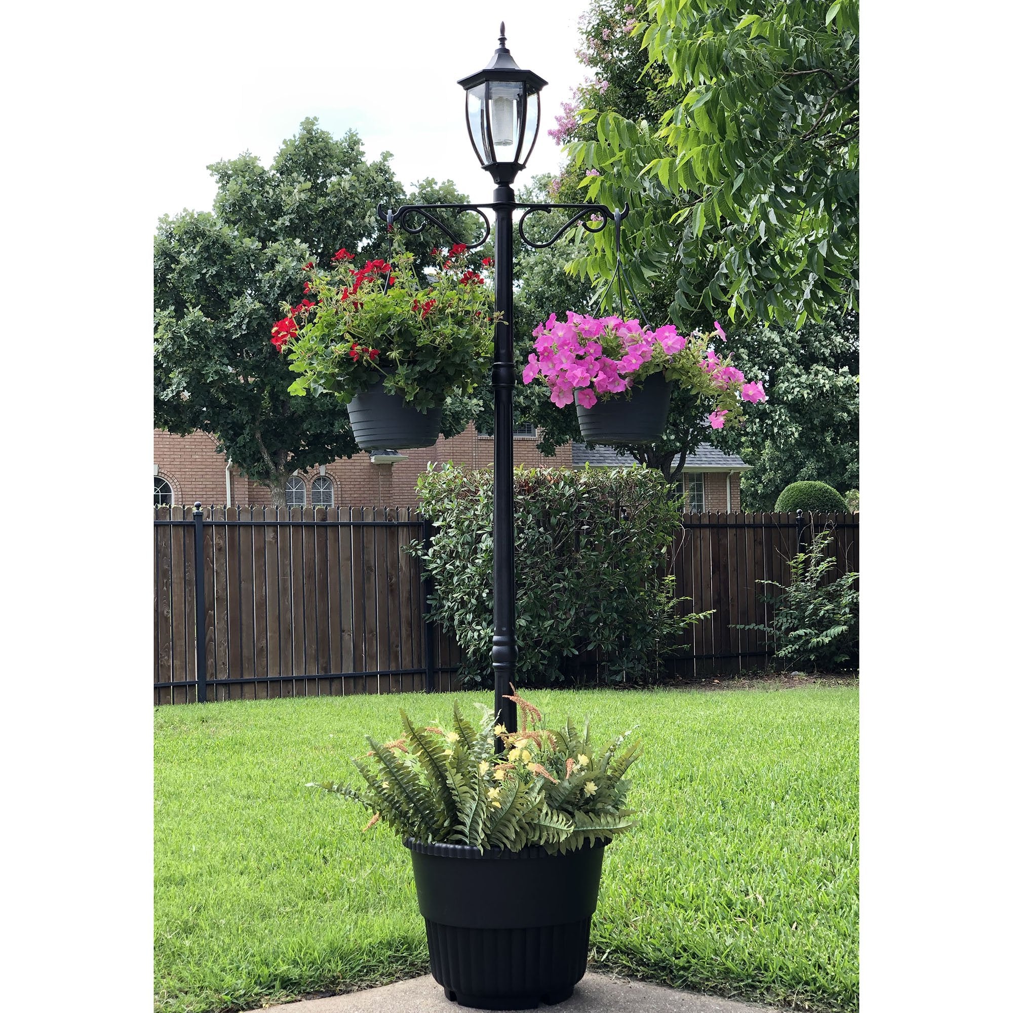 SunRay Cresmont Solar Lamp Post and Planter， with Hanger， Black， Single Head