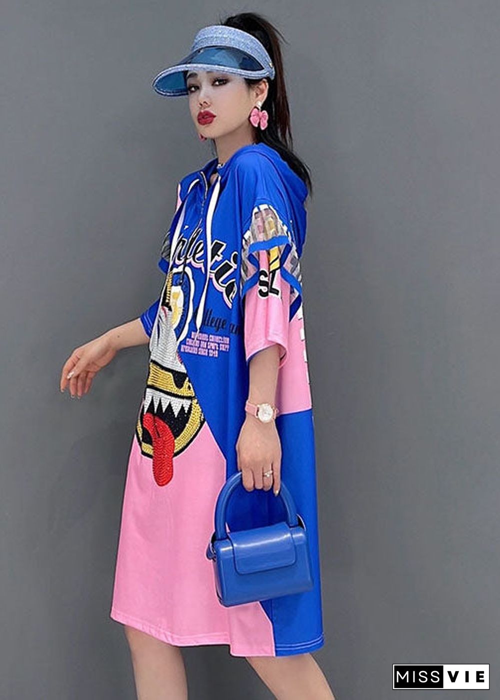 Modern Blue Red Hooded Drawstring Zippered Print Robe Dresses Short Sleeve