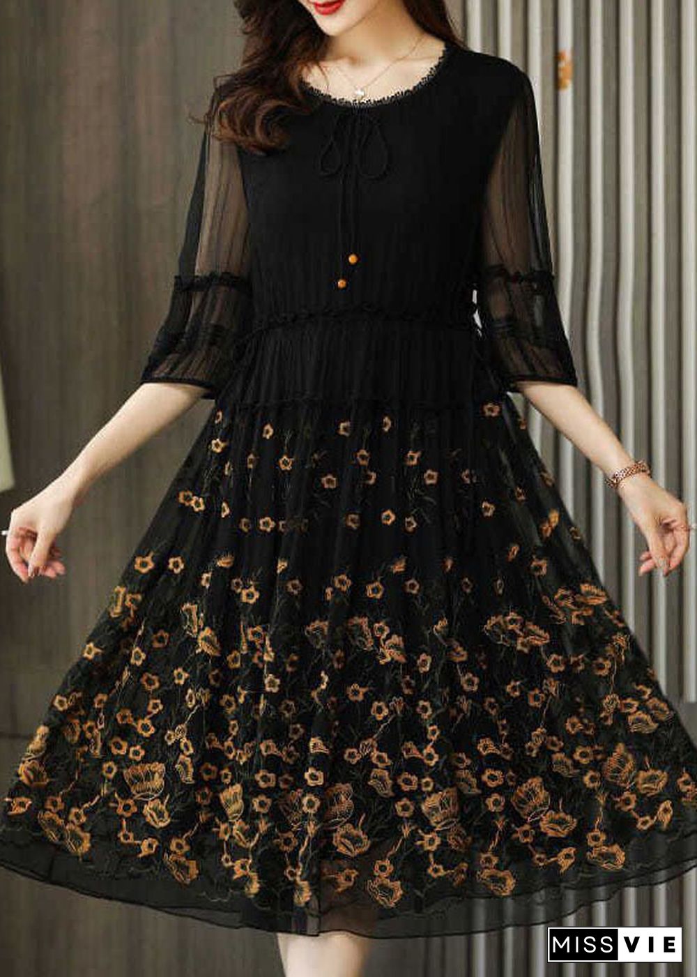 Modern Black Embroideried Chiffon Cinched Dress Summer