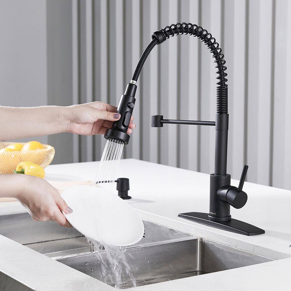 FORIOUS Single Spring Handle Kitchen Faucet with Pull Down Sprayer Kitchen Sink Faucet with Deck Plate in Matte Black HH51000B