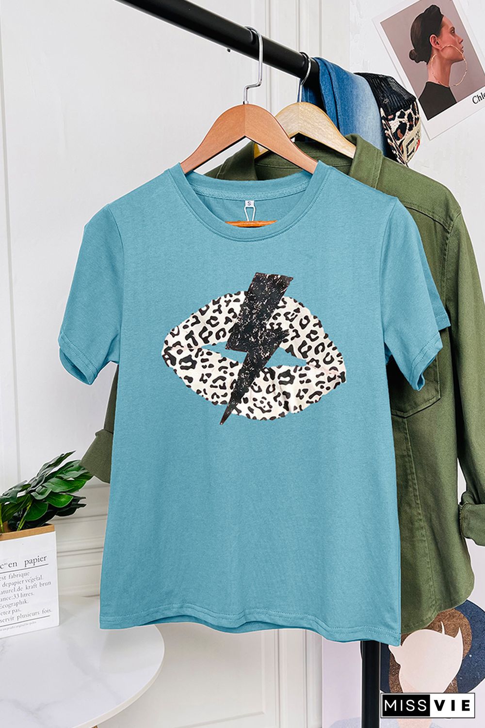 Leopard Lightning Lip Print Graphic Tees for Women Wholesale Short Sleeve T shirts Top