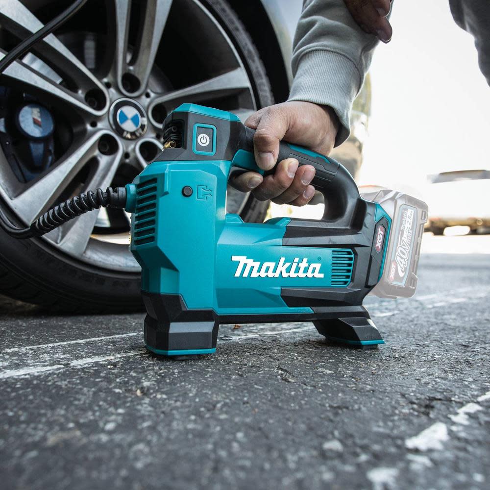 Makita 40V max XGT High Pressure Inflator Cordless Bare Tool