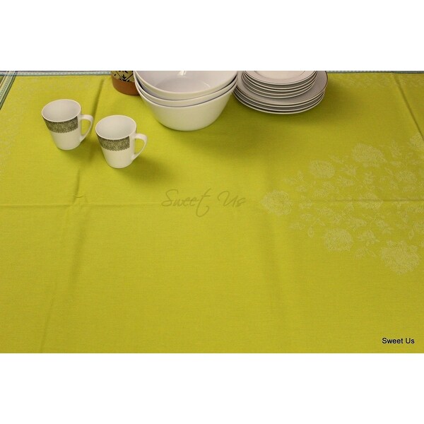 Wipeable Stain Resistant French Floral Croix Jacquard Tablecloth