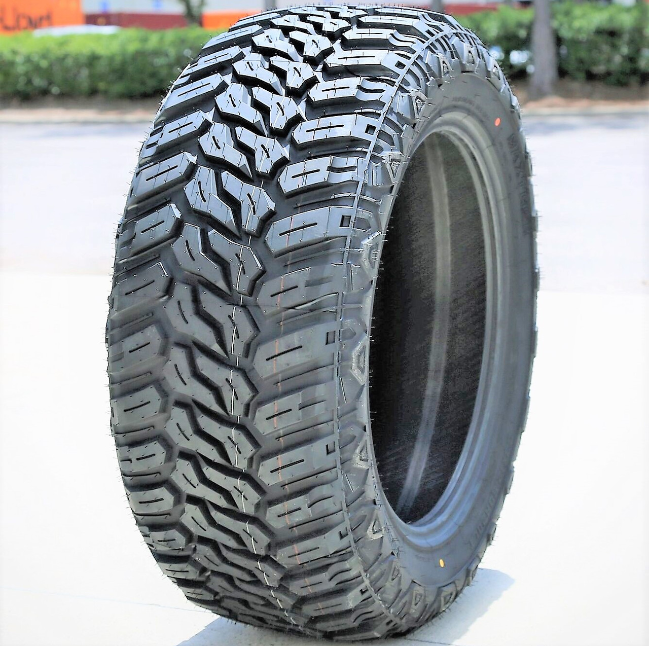 Maxtrek Mud Trac LT 37X13.50R17 121Q D (8 Ply) MT M