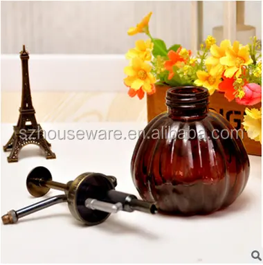 Manufacturers supply custom vintage pumpkin shape glass trumpet watering can  watering gardening tools