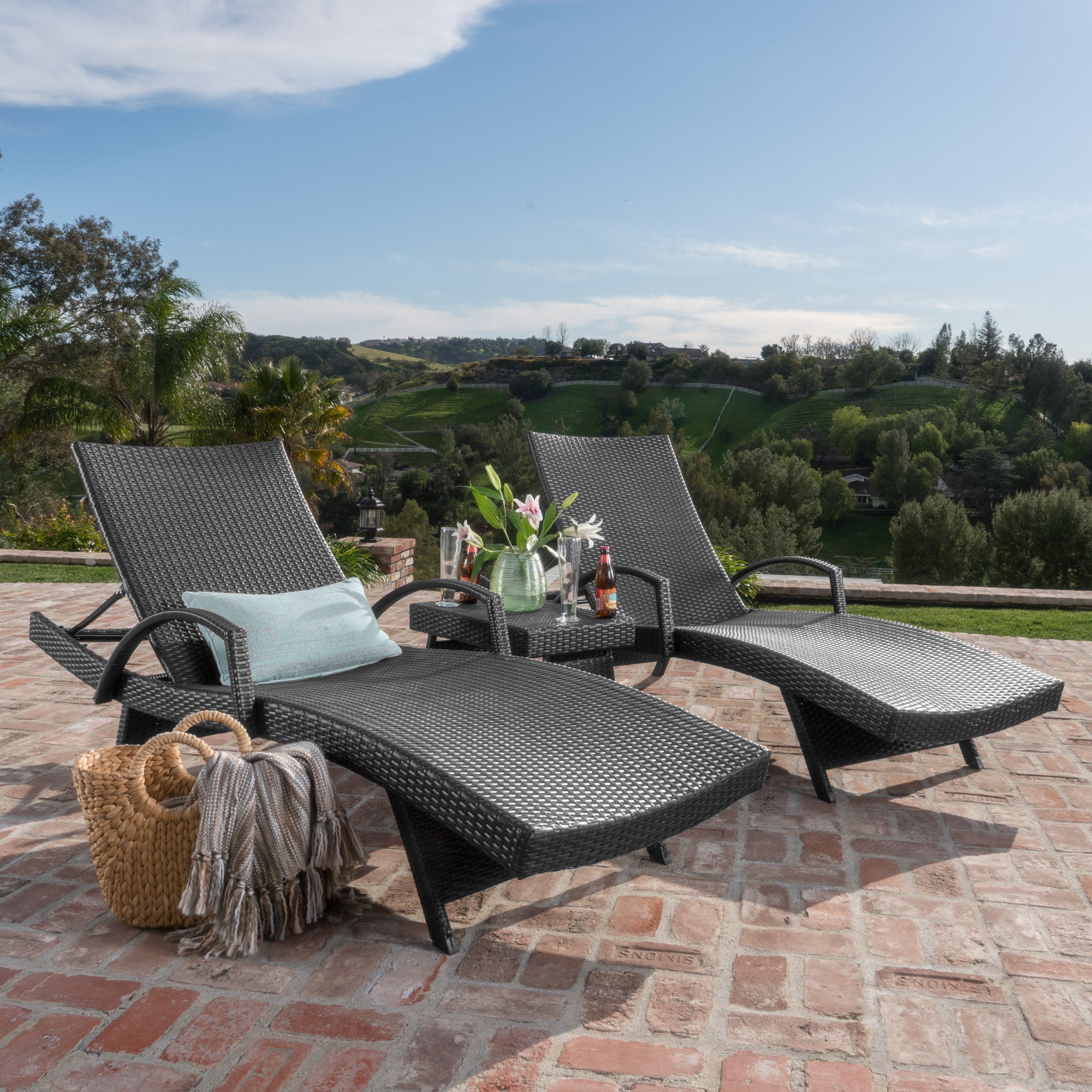 Soleil Outdoor Wicker Arm Chaise Lounges (Set of 2) w/ Side Table