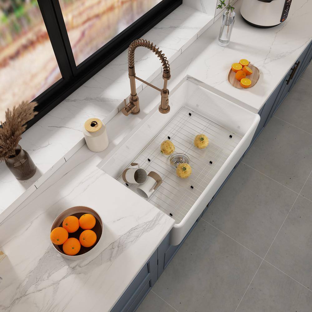 Interbath White Fireclay 33 in. Single Bowl Farmhouse Apron Kitchen Sink ITBDL332010