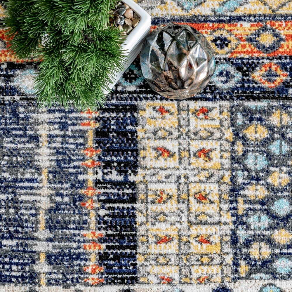 Brooklyn Rug Co Faded Bohemian Fringed Indoor/Outdoor Area Rug