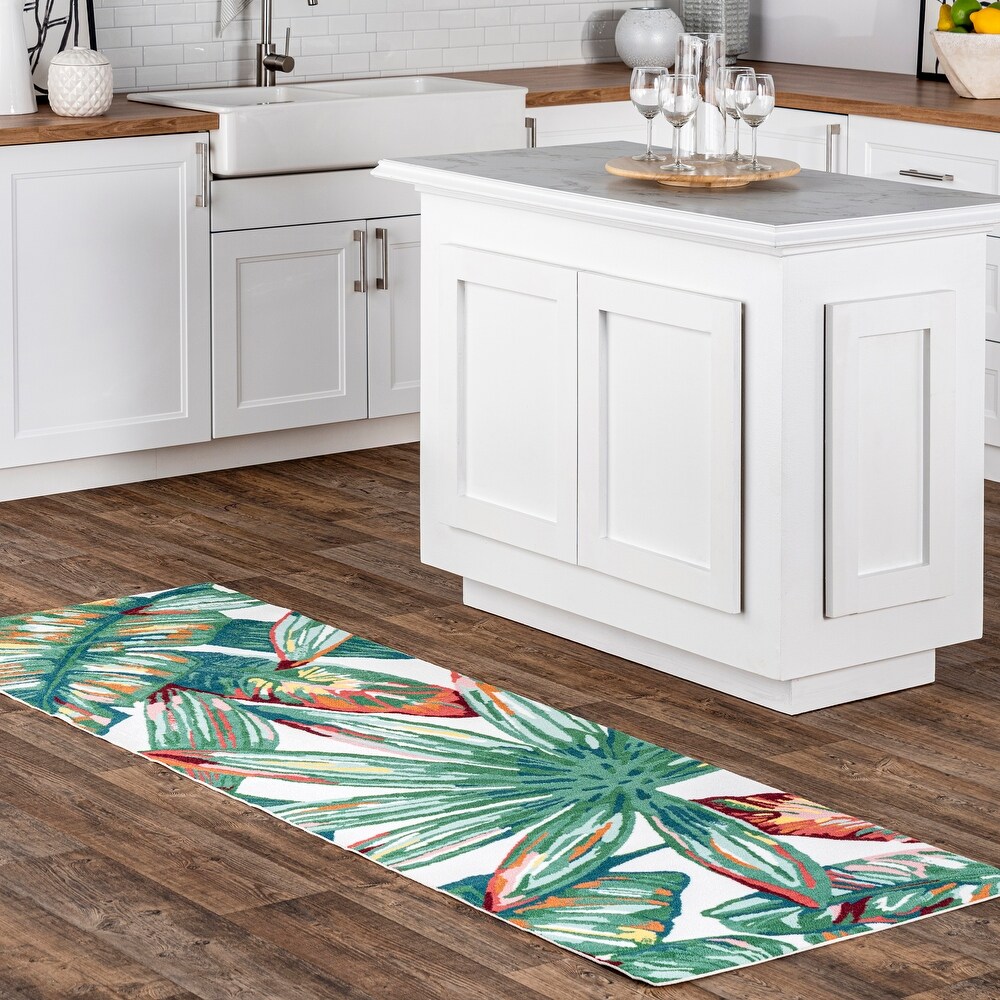 Brooklyn Rug Co Multi Indoor/Outdoor Contemporary Tropical Majestic Floral Bloom Area Rug