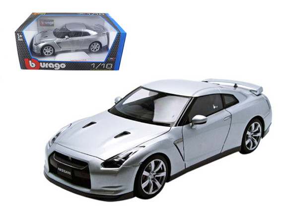 Bburago 2009 Nissan GT R R35 Silver 1/18 Diecast M...