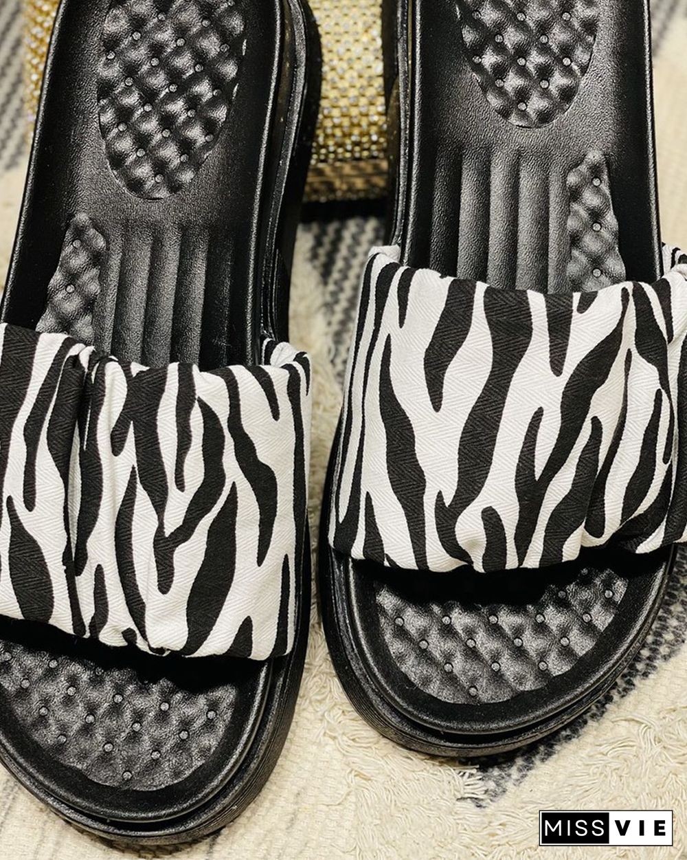 Zebra Stripe Print Platform Casual Slippers