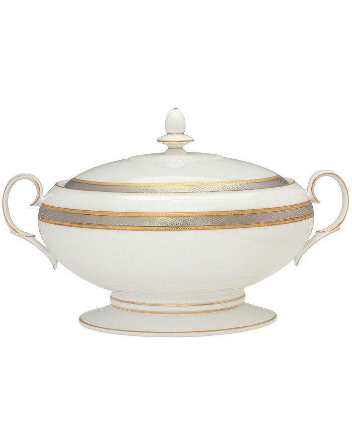 Noritake Brilliance Covered Vegetable 9-1 4 70 OZ.