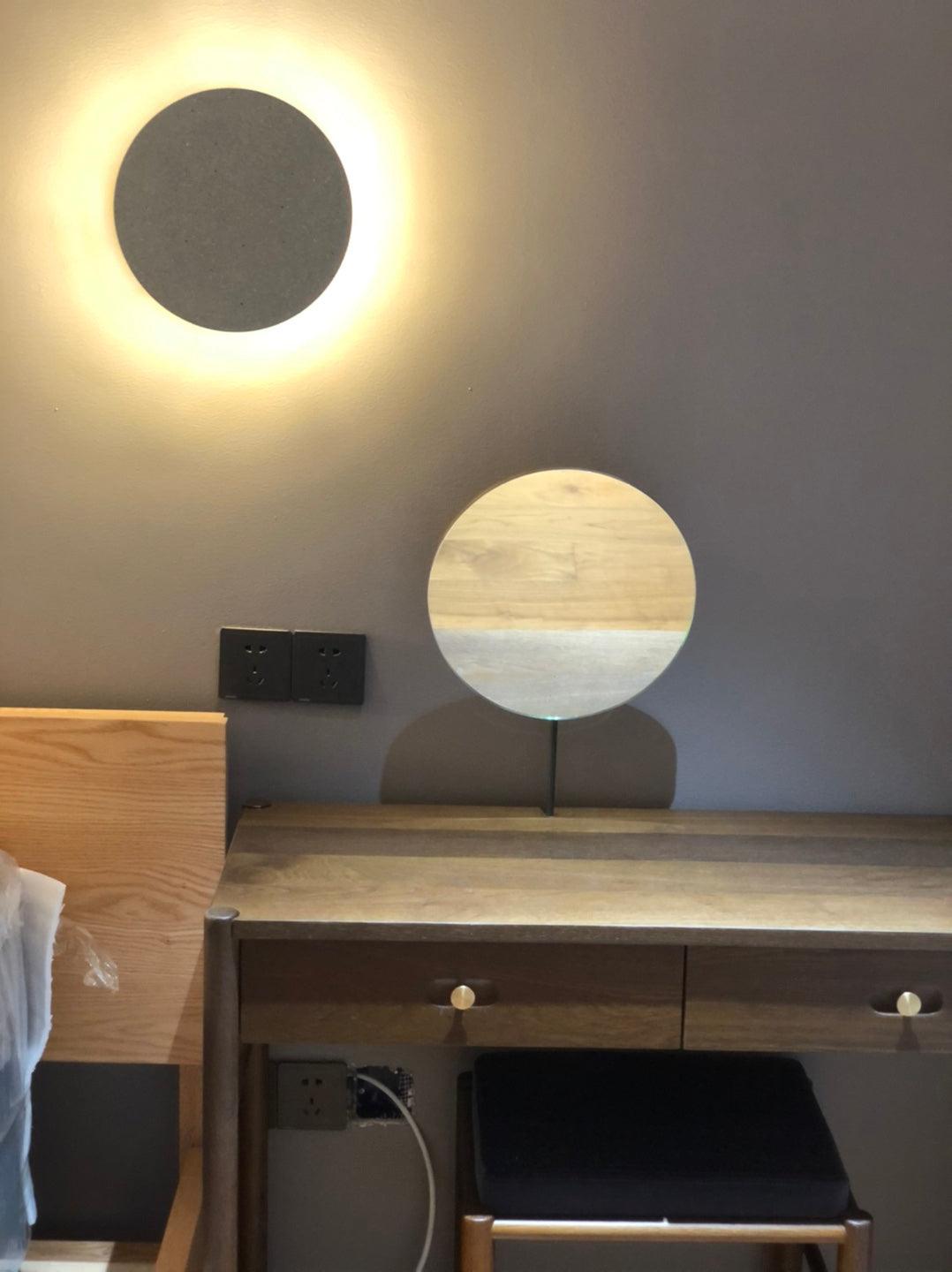 Pin Wall Lamp