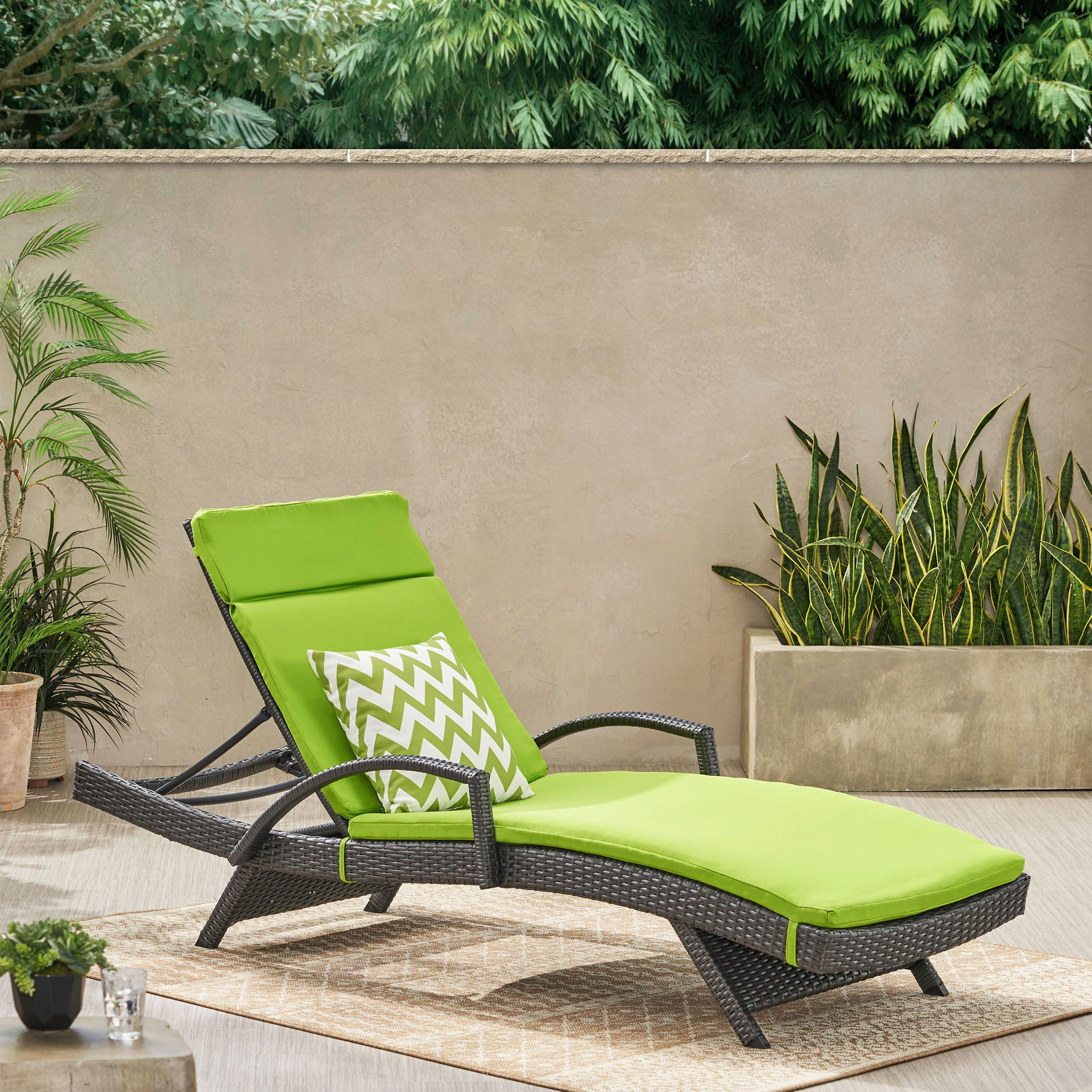 Solaris Outdoor Grey Wicker Armed Chaise Lounge w/ Water Resistant Cushion