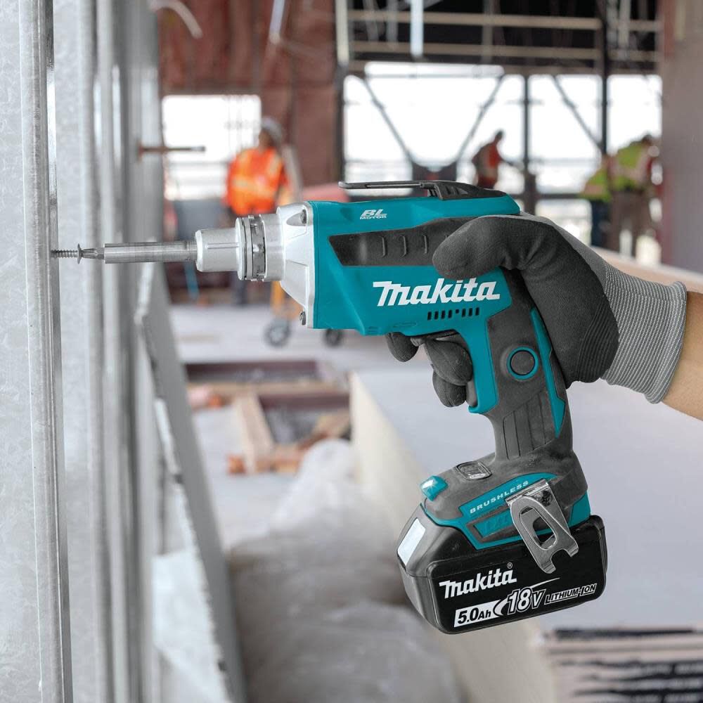 Makita 18V LXT 2pc Combo Kit with Collated Auto Feed Screwdriver Magazine XT255TX2 from Makita