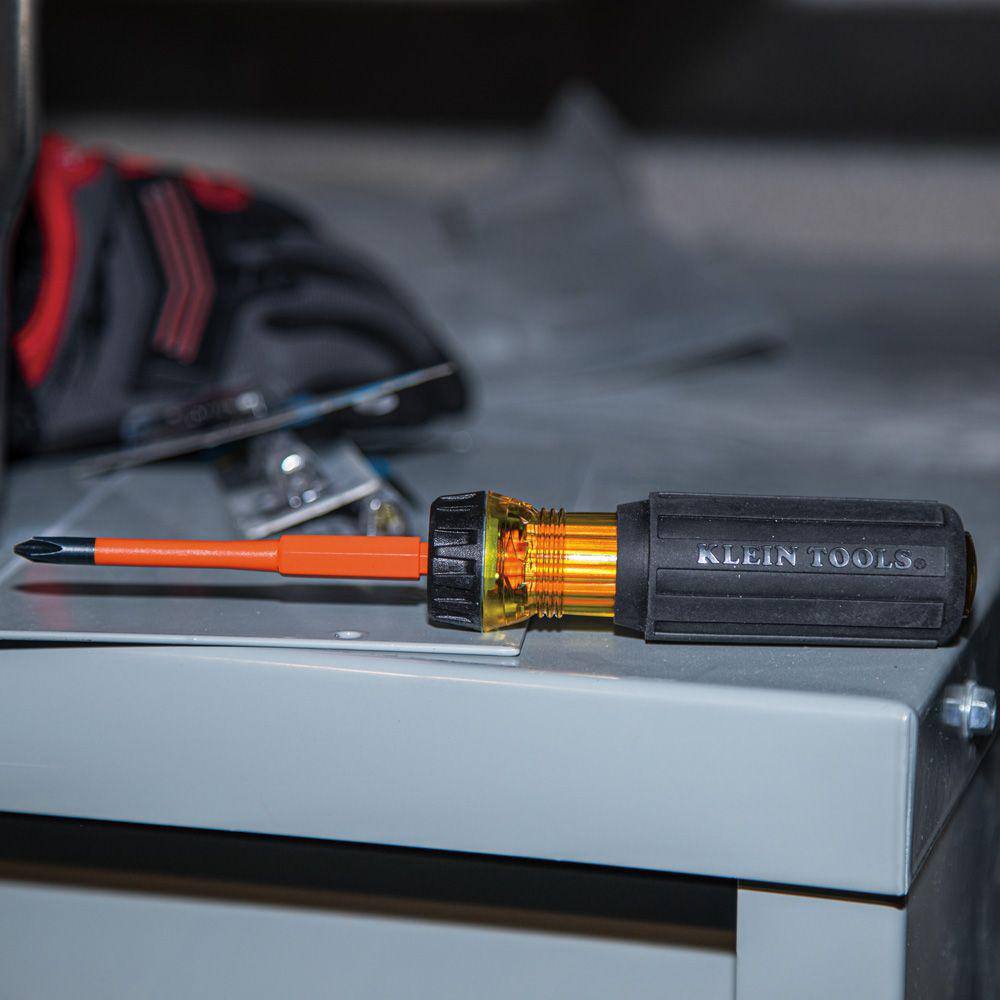 Klein Tools 2-in-1 Insulated Flip-Blade Screwdriver #1 Phillips 316 in. Slotted 32286