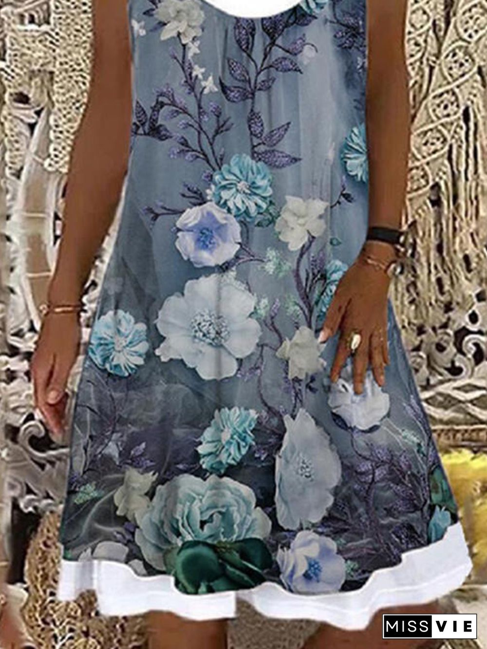 Women Casual Floral Print Round Neck Sleeveless Mini Dresses(Contains lining)