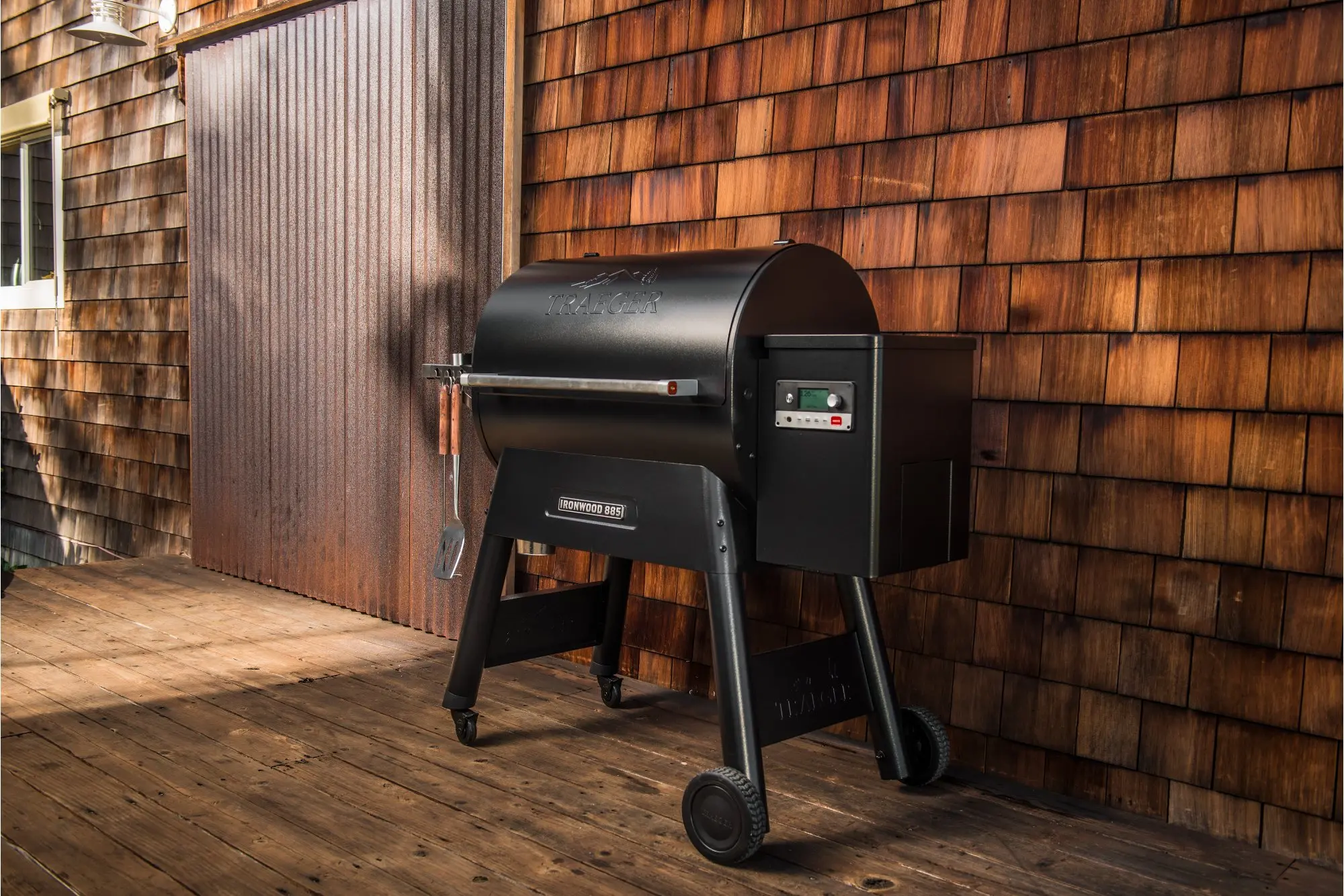 Traeger Ironwood 885 Smoker Grill