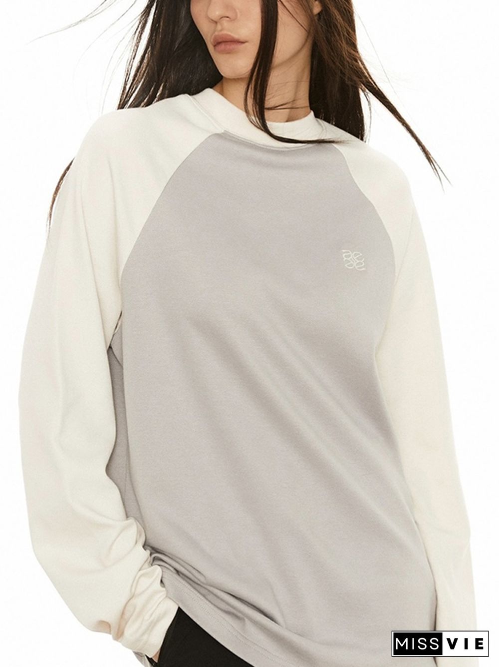 Simple Embroidery Raglan Oversized Long Sleeve Tee