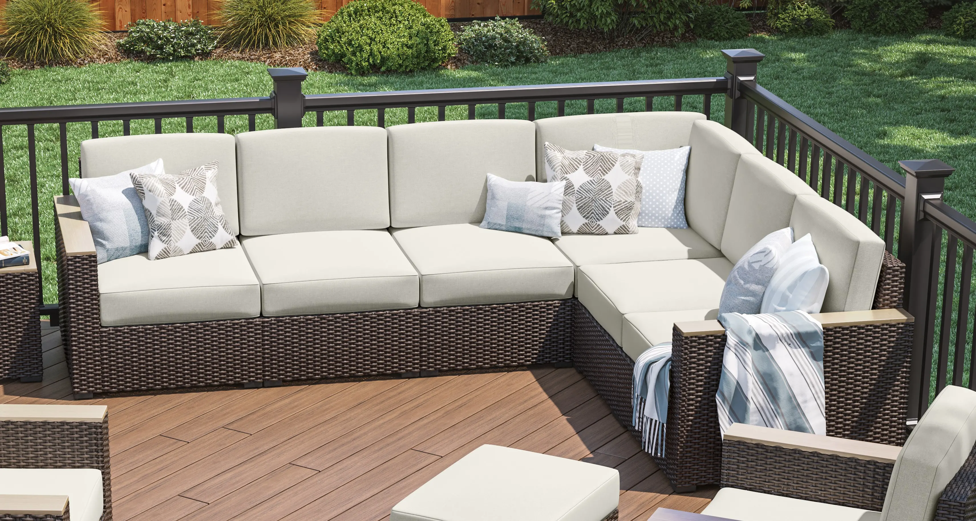 Palm Springs Brown Outdoor 6 Seat Sectional