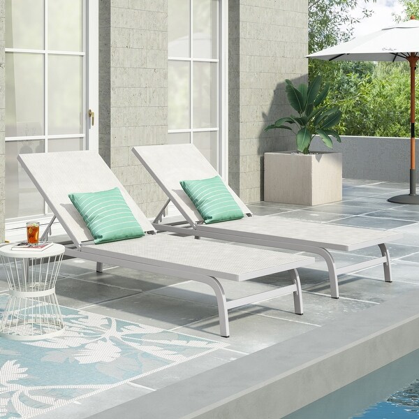 Wilsey Outdoor Aluminum and Outdoor Mesh Chaise Lounge， Set of 2， White