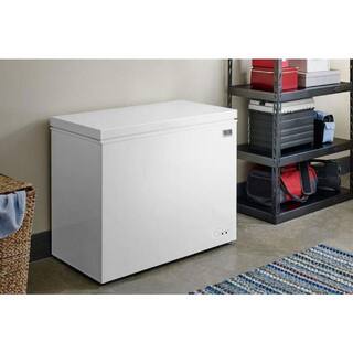 Kelvinator 71 in. 21 cu. ft. Manual Defrost Commercial Chest Freezer with Soft Closing Mechanism in White KCCF210WH