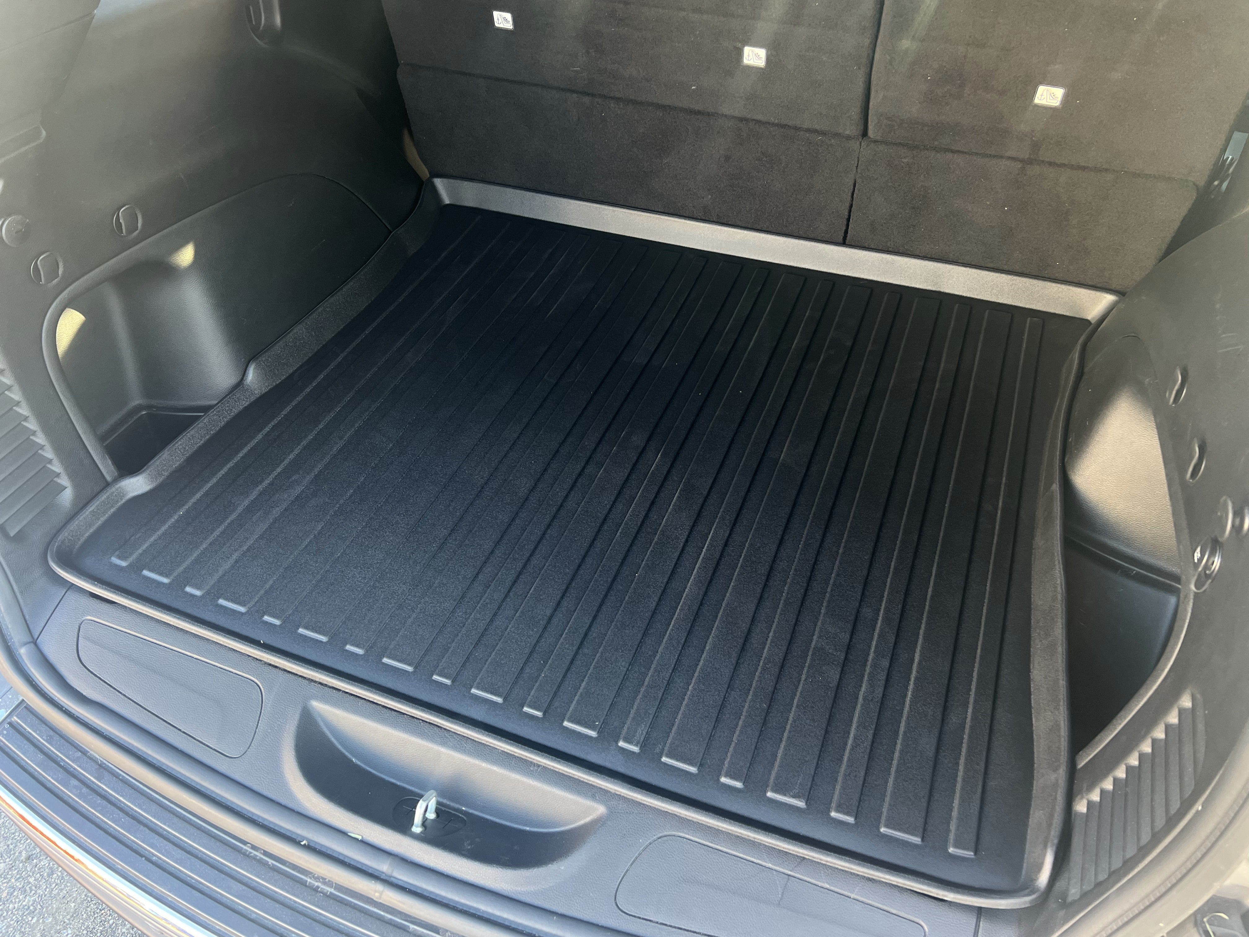 Premium Cargo Liner for Jeep Grand Cherokee 2011-2021 - 100% Protection - Custom Fit Car Trunk Mat - All-Season Black Cargo Mat - 3D Shaped Laser Measured Trunk Liners for Jeep Grand Cherokee WK 2022