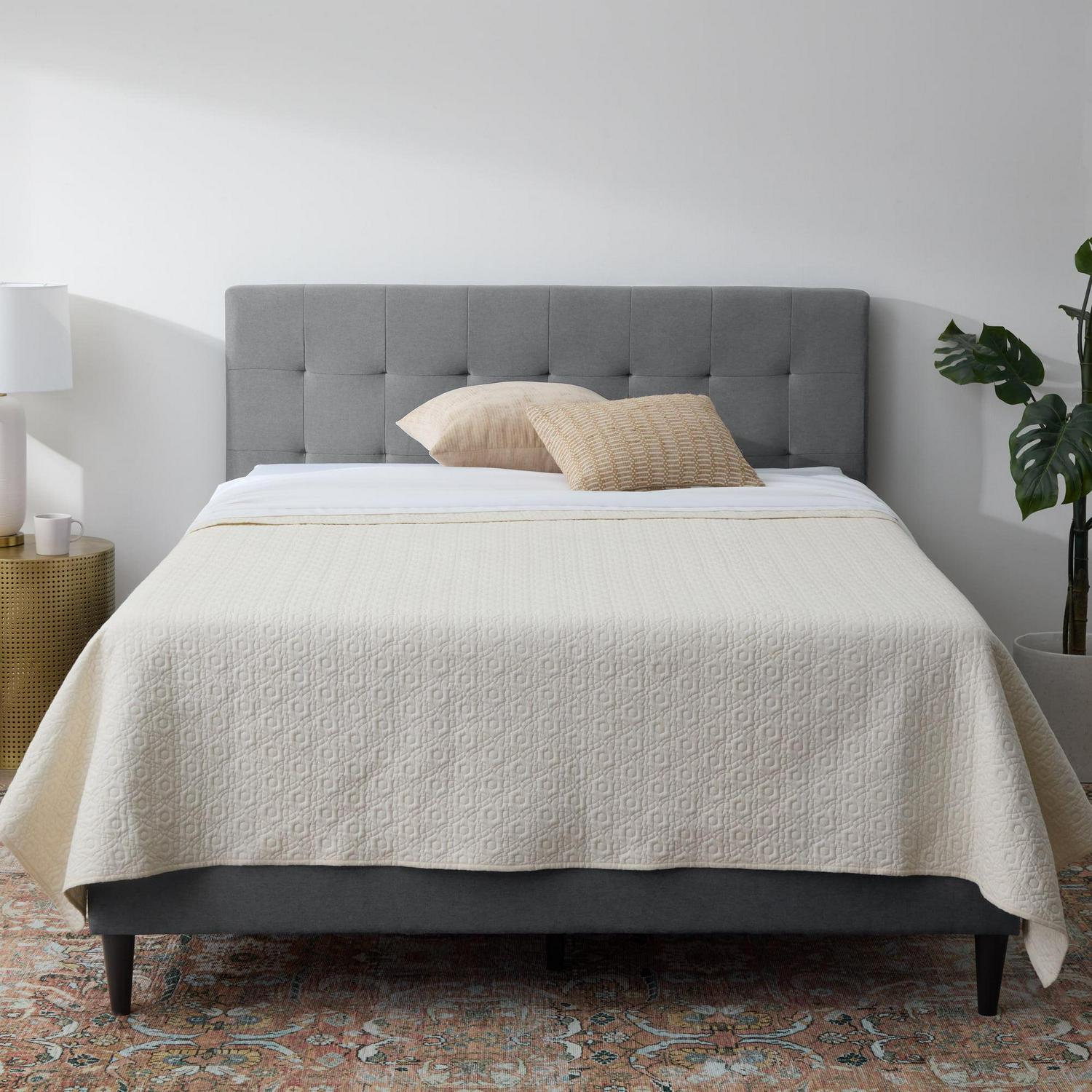 Rest Haven Gresham Tufted Upholstered Bed， Queen， Gray (Box Spring Required)