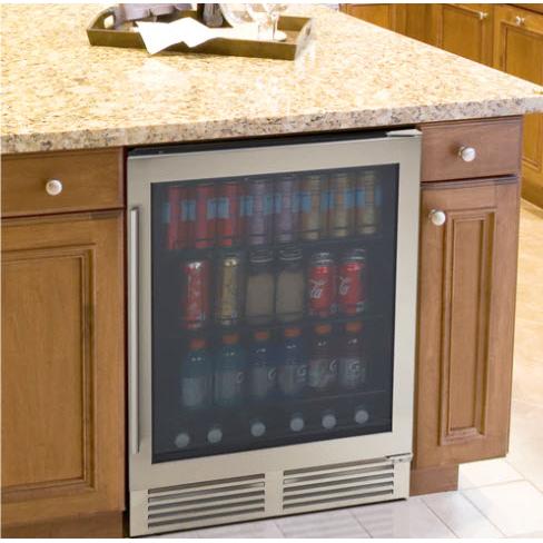 Avanti 5.8 cu. ft. Freestanding Beverage Center BCD50Z3S