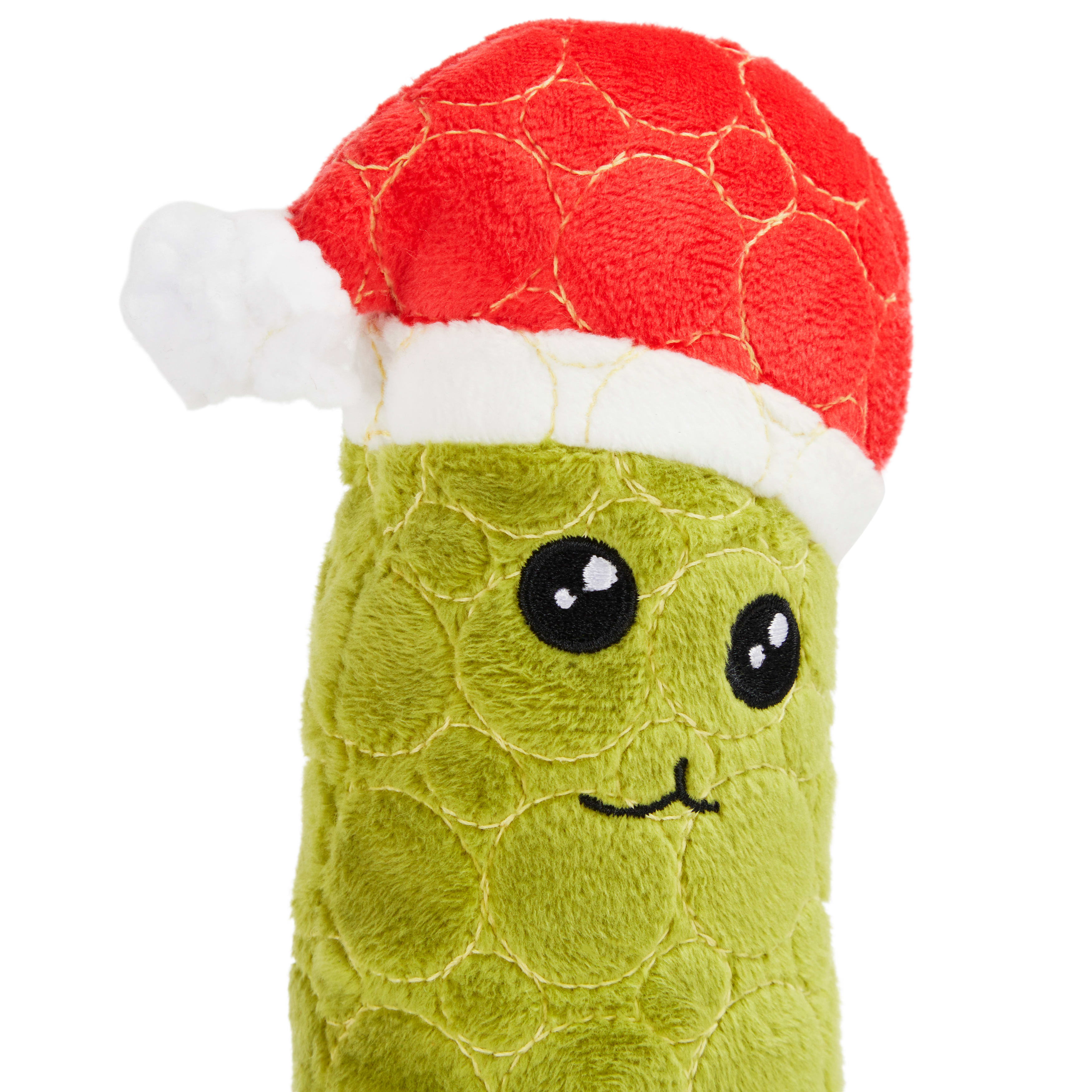 More and Merrier Pickle Tough Plush Dog Toy， Medium