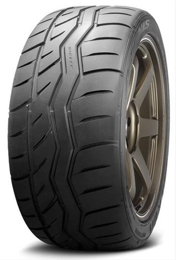 Falken Azenis RT615K+ 225/40R18 Tires