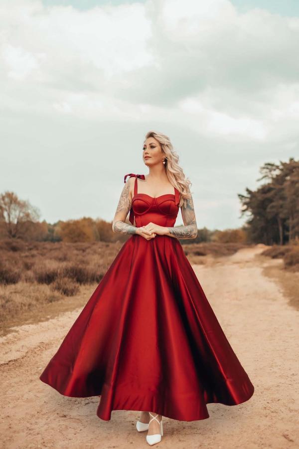 Straps Sweetheart Burgundy Prom Dress Sleeves