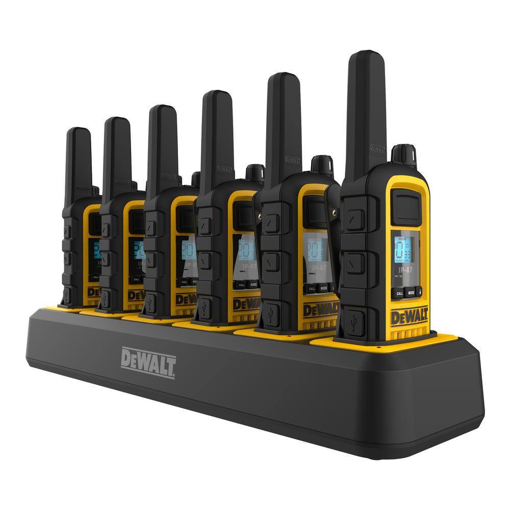 DW DXFRS800 Heavy-Duty 2-Watt Walkie Talkies with 6-Port Gang Charger (6-Pack) DXFRS800-BCH6B