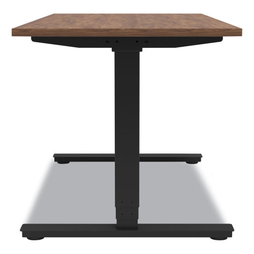 Union and Scale Essentials Electric Sit-Stand Desk， 55.1