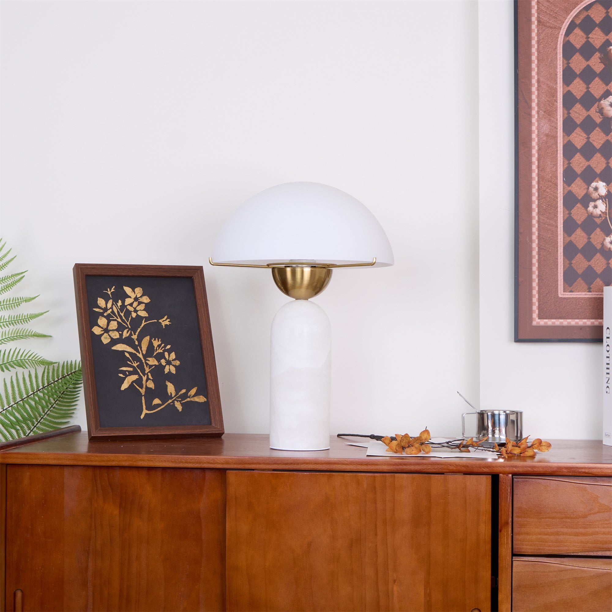 Peono Alabaster Table Lamp