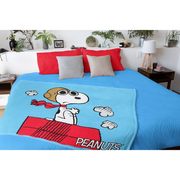 Peanuts Snoopy The Flying Ace And The Red Baron Silk Touch Fleece Plush Throw Blanket Blue